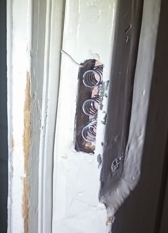 frontdoorw2_dhcp_mechanics.jpg frontdoorw2_dhcp_mechanics.jpg