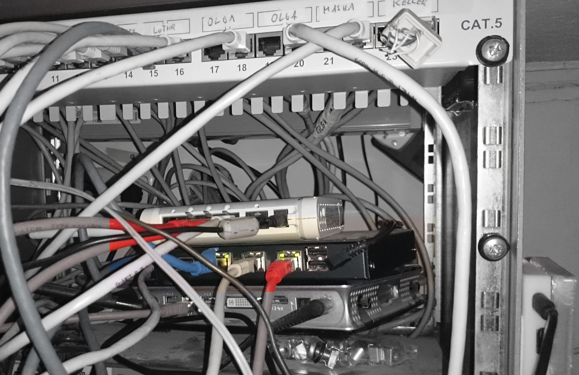 gateway_gw.realraum.at.jpg gateway_gw.realraum.at.jpg